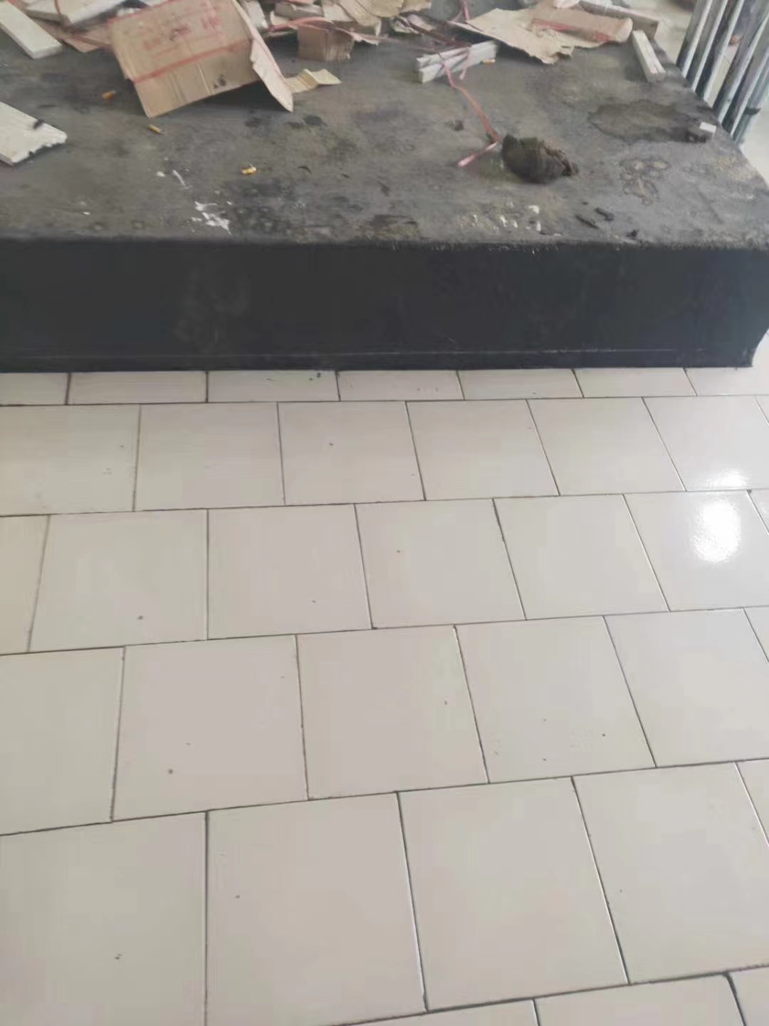 準(zhǔn)確選擇一款適用的耐腐蝕膠泥，可以充分延長設(shè)施或者設(shè)備的使用壽命